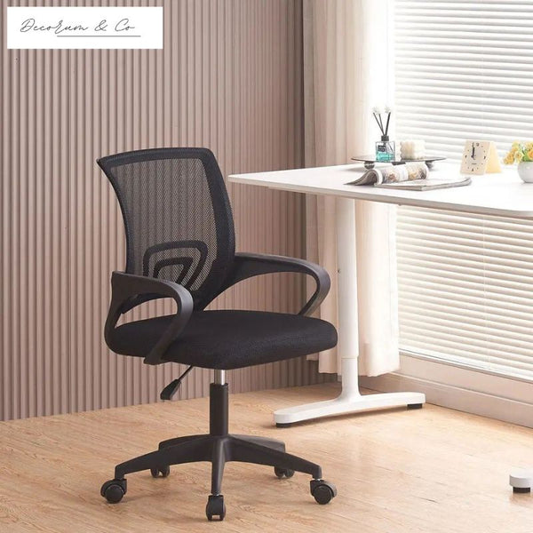 Mesh Back Ergonomic Office Chair – Adjustable Height