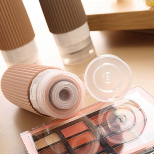 Nomad Bottle Dispenser Travel Set