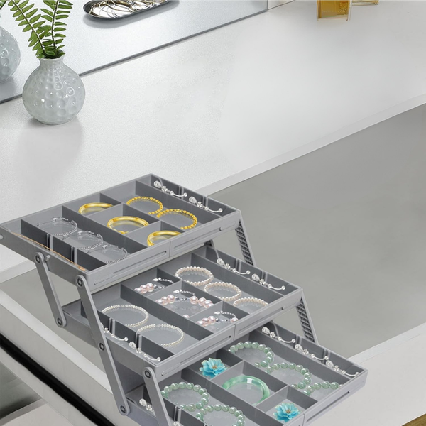 Axial Fold Organizer