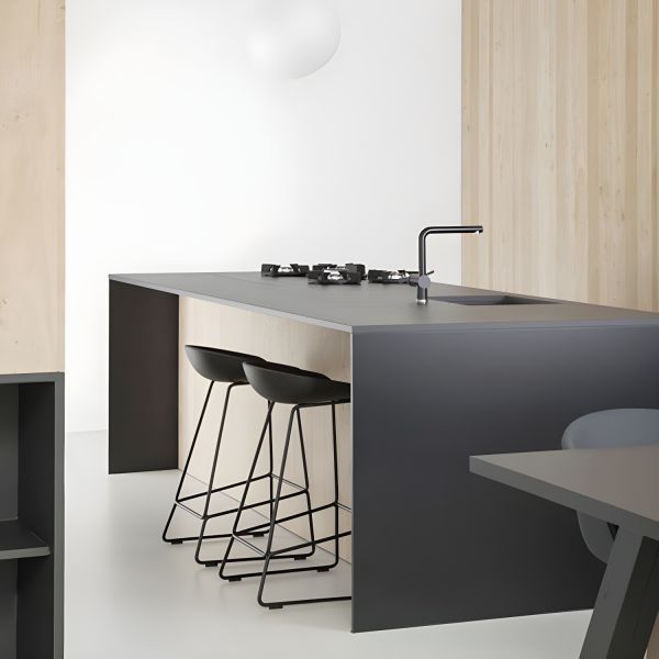 Noir Minimalist Bar Stool (Set of 4)